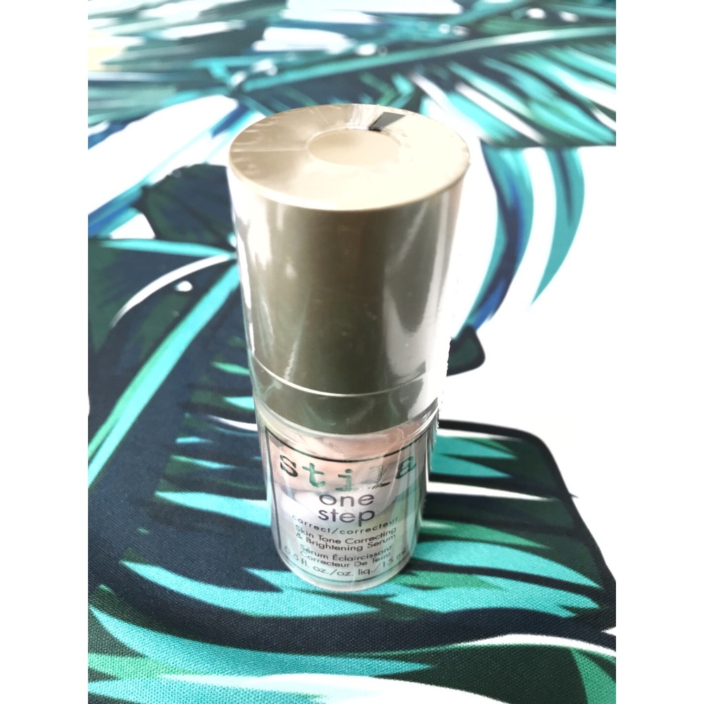 STILA Cosmetics | BUNDLE - Picture 2 of 5